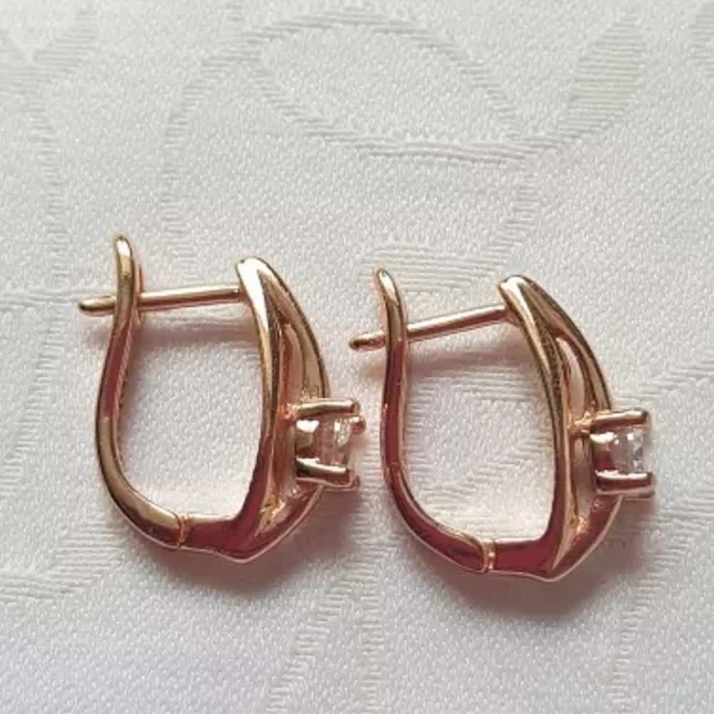 Latch earrings🐍 - Picture 2 of 3